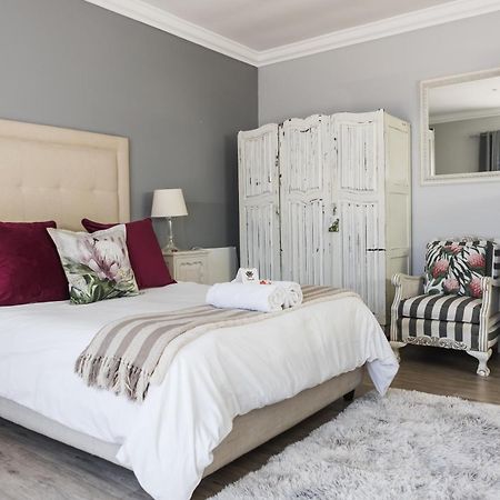 Namaste Spacious Studio Apartment Langebaan Luaran gambar
