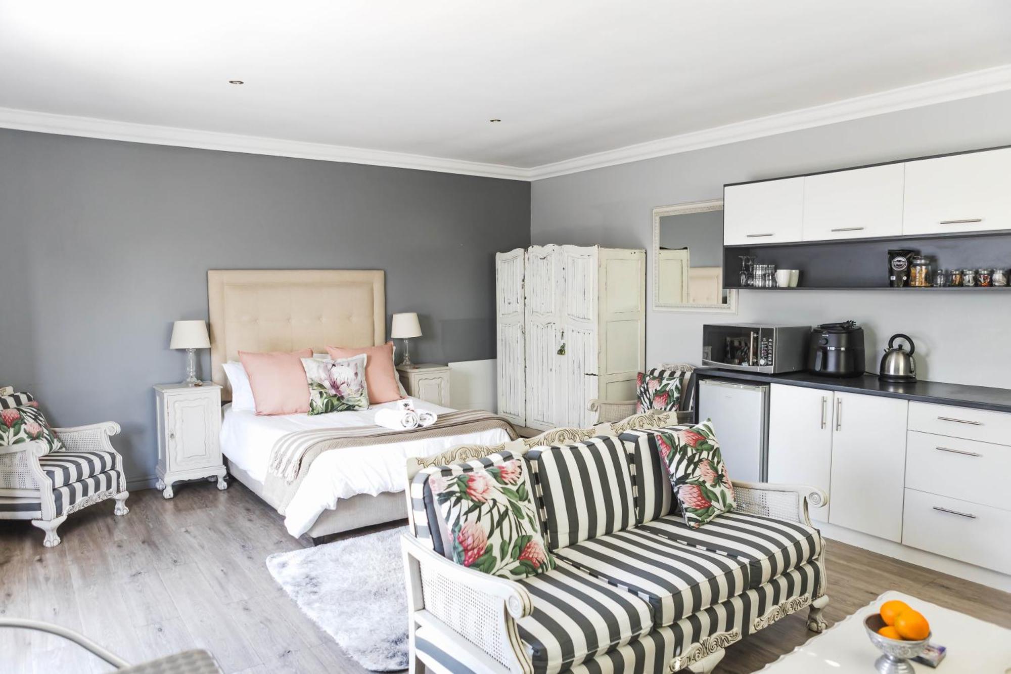 Namaste Spacious Studio Apartment Langebaan Luaran gambar